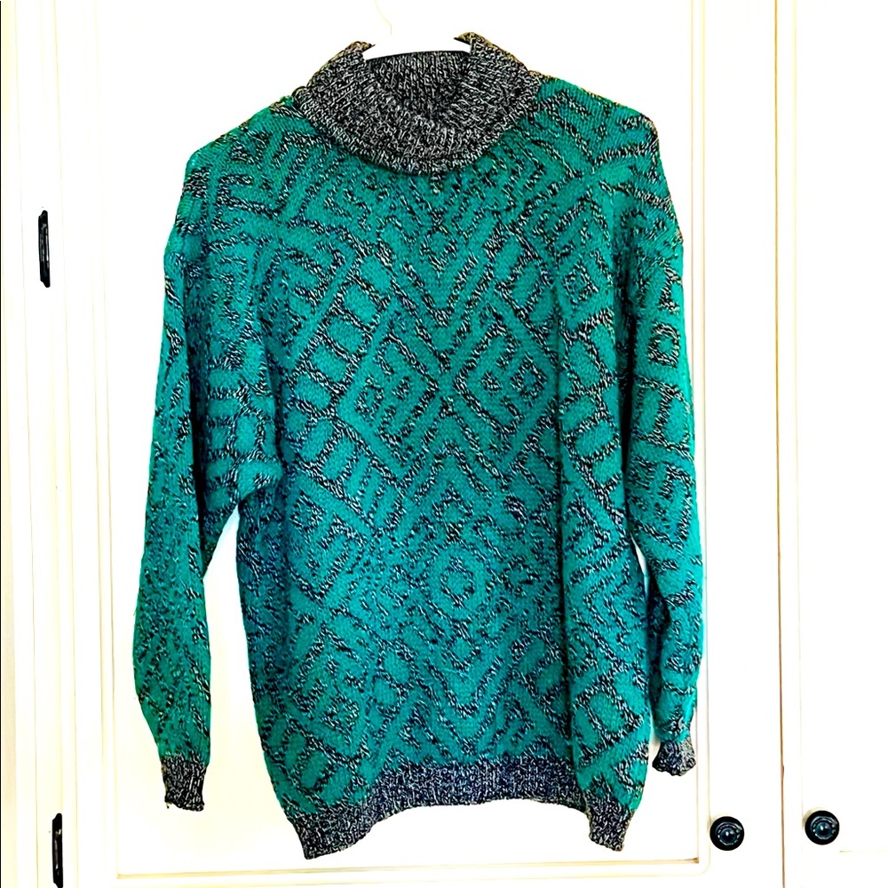 United Colors of Benneton Shetland Wool Graphic Sweater